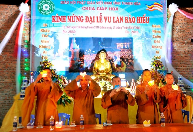Thanh Hóa: Hoa Đăng tri ân Cha Mẹ tại chùa Giáp Hoa