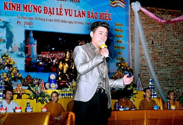 Thanh Hóa: Hoa Đăng tri ân Cha Mẹ tại chùa Giáp Hoa