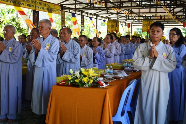 Khánh Hòa: Đại lễ Vu lan – Lễ Bông hồng cài áo PL.2560 tại chùa Sắc tứ Minh Thiện