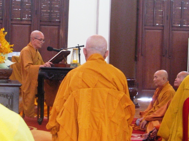 Khánh Hòa: Lễ Bố -tát tập trung mùa an cư kiết hạ PL.2560