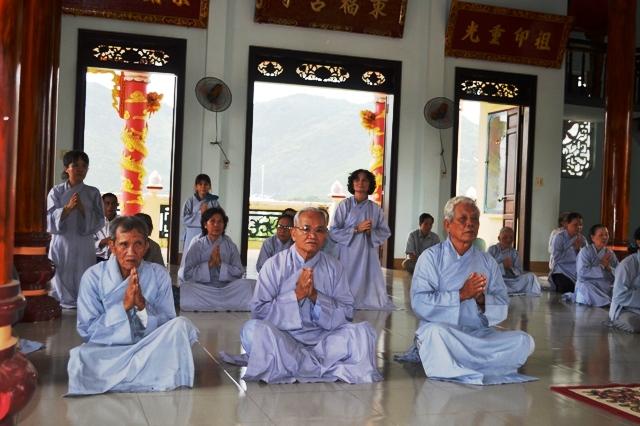 Phật tử Ban Hộ tự chùa cổ Đông Phước