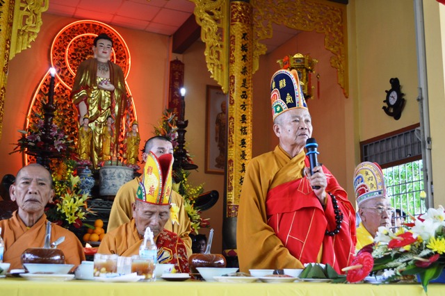 Khánh Hòa: Đại lễ Vu lan – Lễ Bông hồng cài áo PL.2560 tại chùa Sắc tứ Minh Thiện