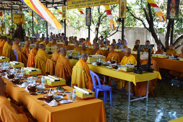 Khánh Hòa: Đại lễ Vu lan – Lễ Bông hồng cài áo PL.2560 tại chùa Sắc tứ Minh Thiện