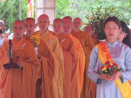 Thanh Hóa: Gần 3000 người về TV Hàm Rồng dự Đại lễ Vu Lan PL 2560