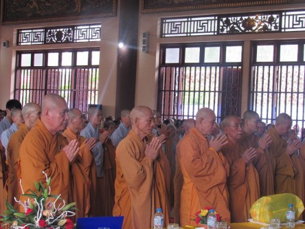 Thanh Hóa: Gần 3000 người về TV Hàm Rồng dự Đại lễ Vu Lan PL 2560