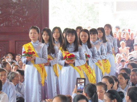 Thanh Hóa: Gần 3000 người về TV Hàm Rồng dự Đại lễ Vu Lan PL 2560