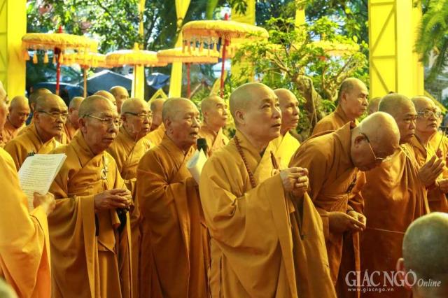 Trung ương Giáo hội viếng tang HT.Thích Thiện Bình