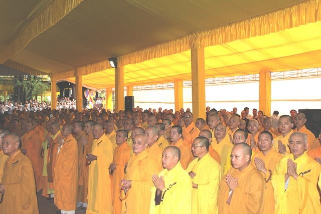 TT. Huế: Lễ nhập kim quan cố Hòa thượng Thích Chơn Thiện