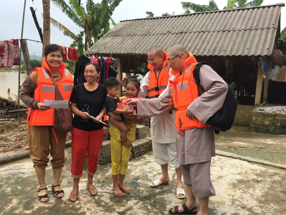 Hành Trình về Miền Trung… “Cần Lắm Một Tấm Lòng”