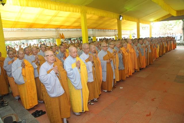 TT. Huế: Lễ nhập kim quan cố Hòa thượng Thích Chơn Thiện