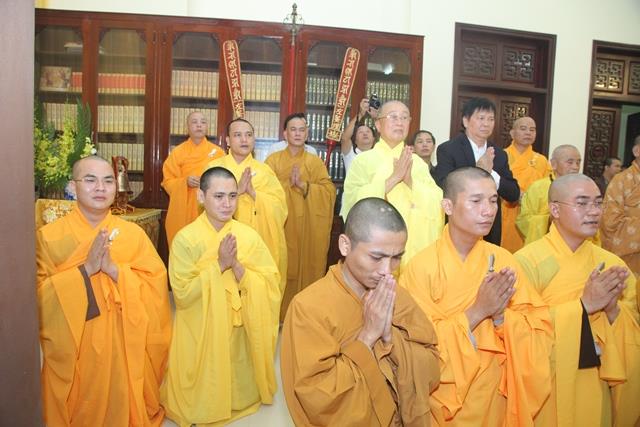 TT. Huế: Lễ nhập kim quan cố Hòa thượng Thích Chơn Thiện