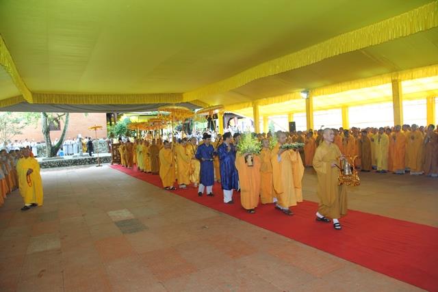 TT. Huế: Lễ nhập kim quan cố Hòa thượng Thích Chơn Thiện