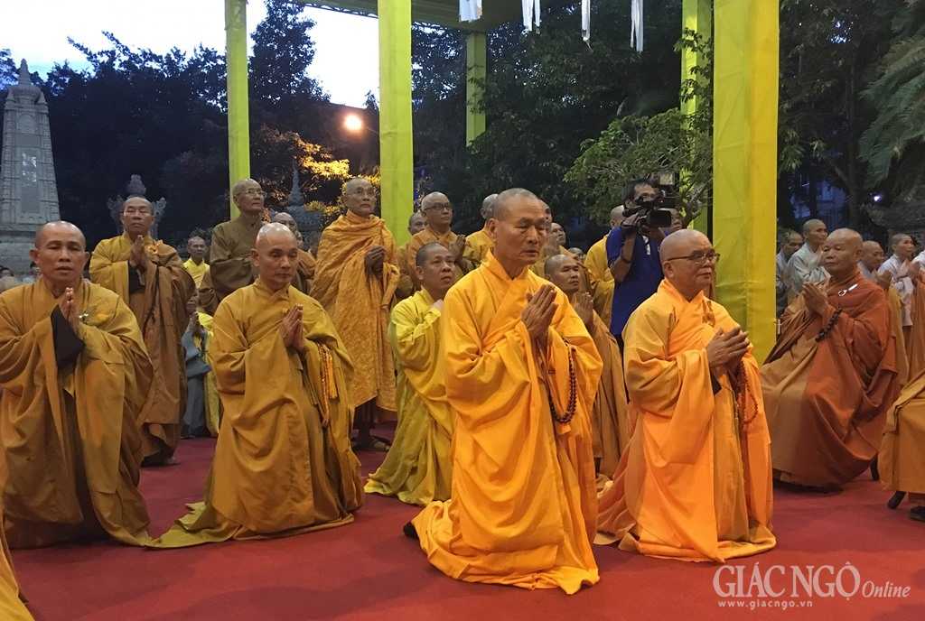 Lễ nhập kim quan Trưởng lão HT.Thích Thiện Bình