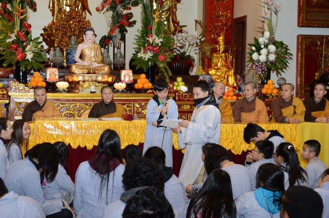Chùa Đức Viên, San Jose ( Hoa Kỳ ) Tổ Chức Khoá Tu Thiếu Nhi Mùa Đông Và Hội Â3m Thực Mừng Năm Mới 2017.