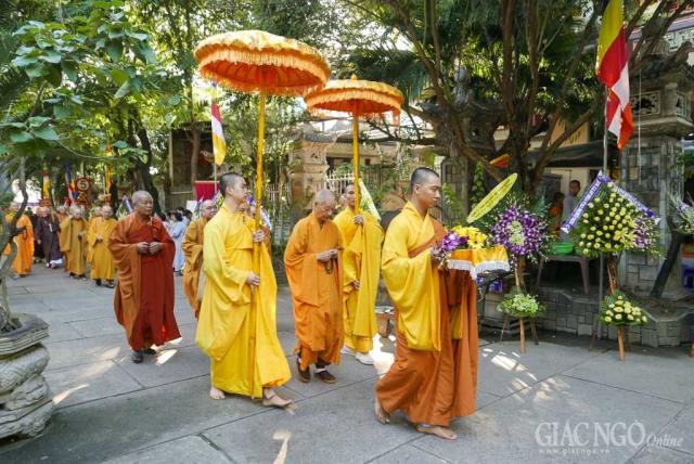 Trung ương Giáo hội viếng tang HT.Thích Thiện Bình