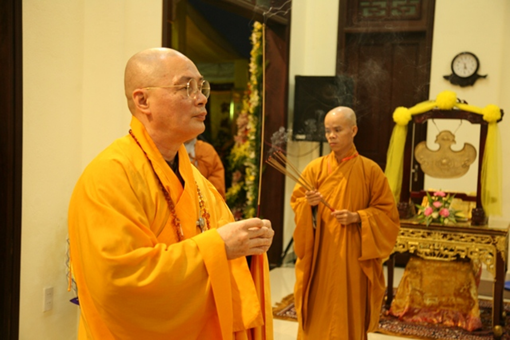 TT. Huế: Ban Trị sự GHPGVN tỉnh kính viếng tang lễ Cố HT. Thích Chơn Thiện