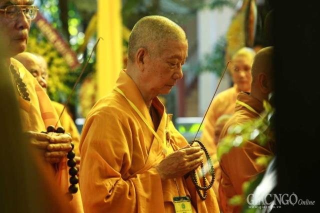 Trung ương Giáo hội viếng tang HT.Thích Thiện Bình