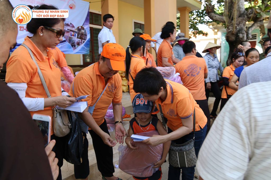 Quỹ Đạo Phật Ngày Nay – Tổng Kết Chương Trình Cứu Trợ Đồng Bào Lũ Lụt Tại Quảng Bình &amp; Hà Tĩnh Đợt 1 - Tháng 10/2016 (C88-1)