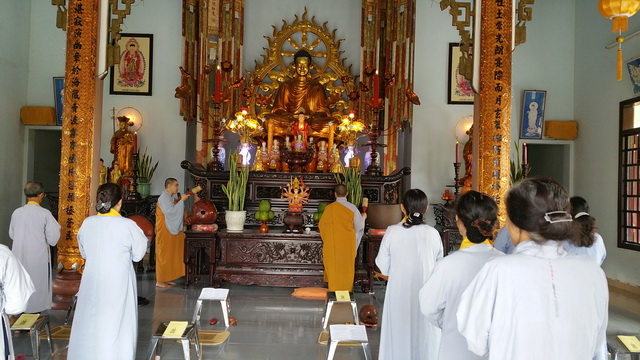 Lễ tổng kết khóa tu niệm Phật cuối năm tại chùa Địch Quang