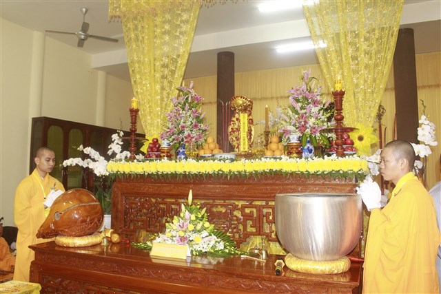 Thanh Hóa: Phật giáo tỉnh kính viếng giác linh cố HT Thích Chơn Thiện