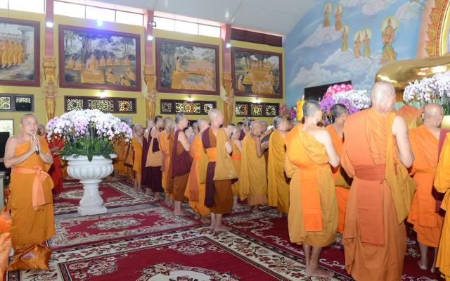 Thiền viện Phước Sơn, Đồng Nai tổ chức Đại lễ Dâng y Kathina 2016 &amp; đón nhận 2 kỷ lục Phật giáo Việt Nam