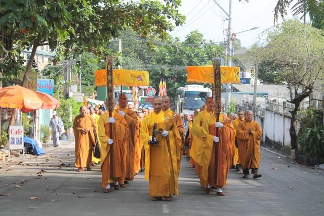 Bình Dương: Lễ cung nghinh Phật Ngọc Hòa Bình Thế Giới