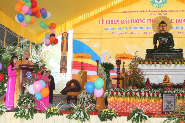 Bình Dương: Lễ khai mạc chiêm bái tượng Phật Ngọc Hòa Bình Thế Giới tại chùa Hội An