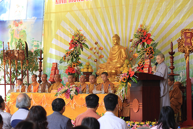 Hà Nội: Trang nghiêm Đại lễ kỷ niệm Phật Thành Đạo tại chùa Tăng Phúc