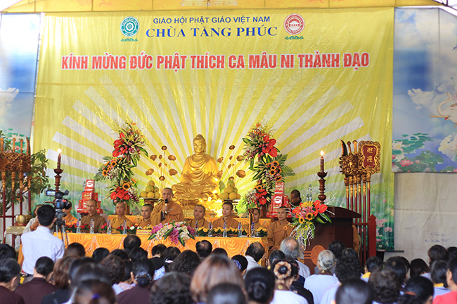 Hà Nội: Trang nghiêm Đại lễ kỷ niệm Phật Thành Đạo tại chùa Tăng Phúc