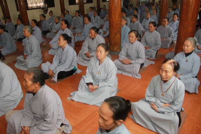 Thái Bình: Vọng Tây cư sĩ chia sẻ Phật pháp tại chùa Từ Xuyên