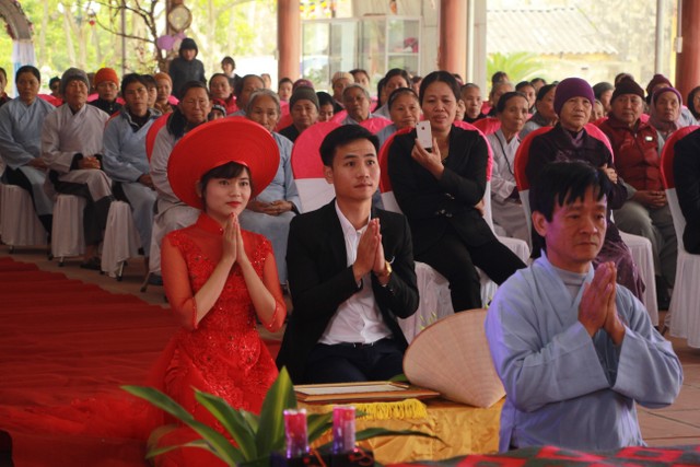 Thái Bình: Lễ hằng thuận tại chùa Văn Môn