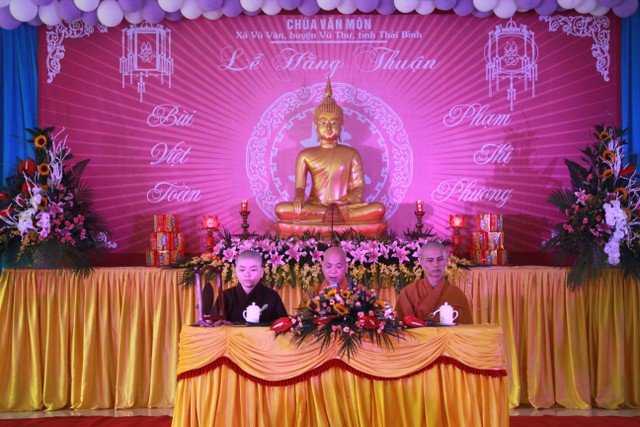Thái Bình: Lễ hằng thuận tại chùa Văn Môn