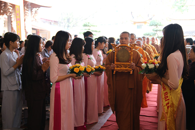 Hà Nội: Trang nghiêm Đại lễ kỷ niệm Phật Thành Đạo tại chùa Tăng Phúc