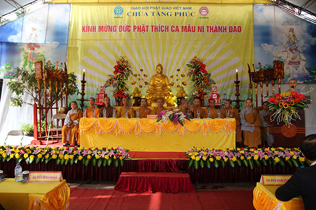 Hà Nội: Trang nghiêm Đại lễ kỷ niệm Phật Thành Đạo tại chùa Tăng Phúc