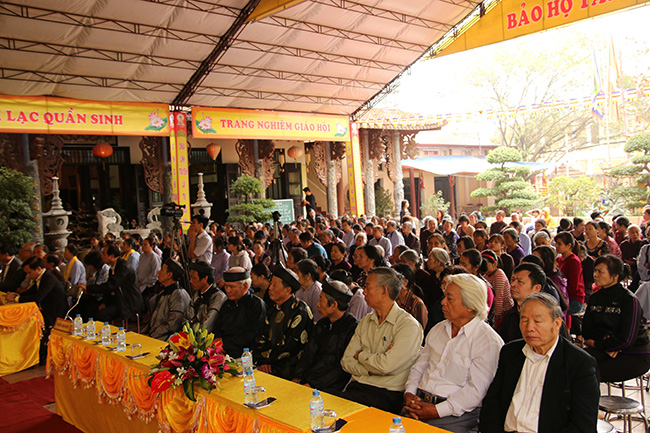 Hà Nội: Trang nghiêm Đại lễ kỷ niệm Phật Thành Đạo tại chùa Tăng Phúc