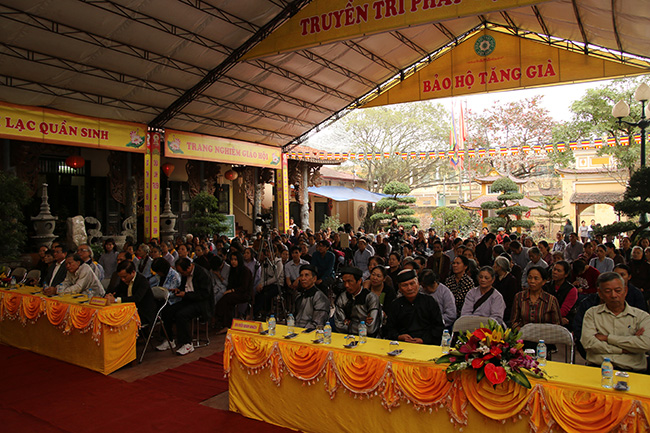Hà Nội: Trang nghiêm Đại lễ kỷ niệm Phật Thành Đạo tại chùa Tăng Phúc