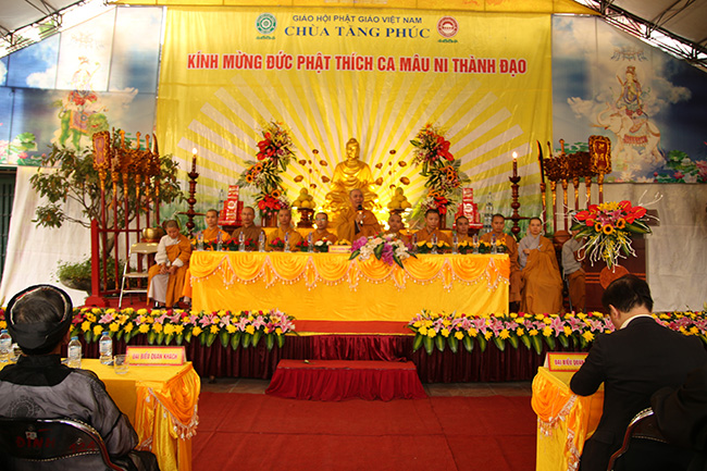 Hà Nội: Trang nghiêm Đại lễ kỷ niệm Phật Thành Đạo tại chùa Tăng Phúc