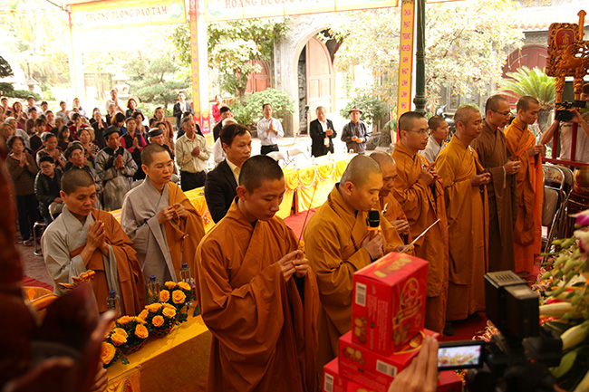 Hà Nội: Trang nghiêm Đại lễ kỷ niệm Phật Thành Đạo tại chùa Tăng Phúc