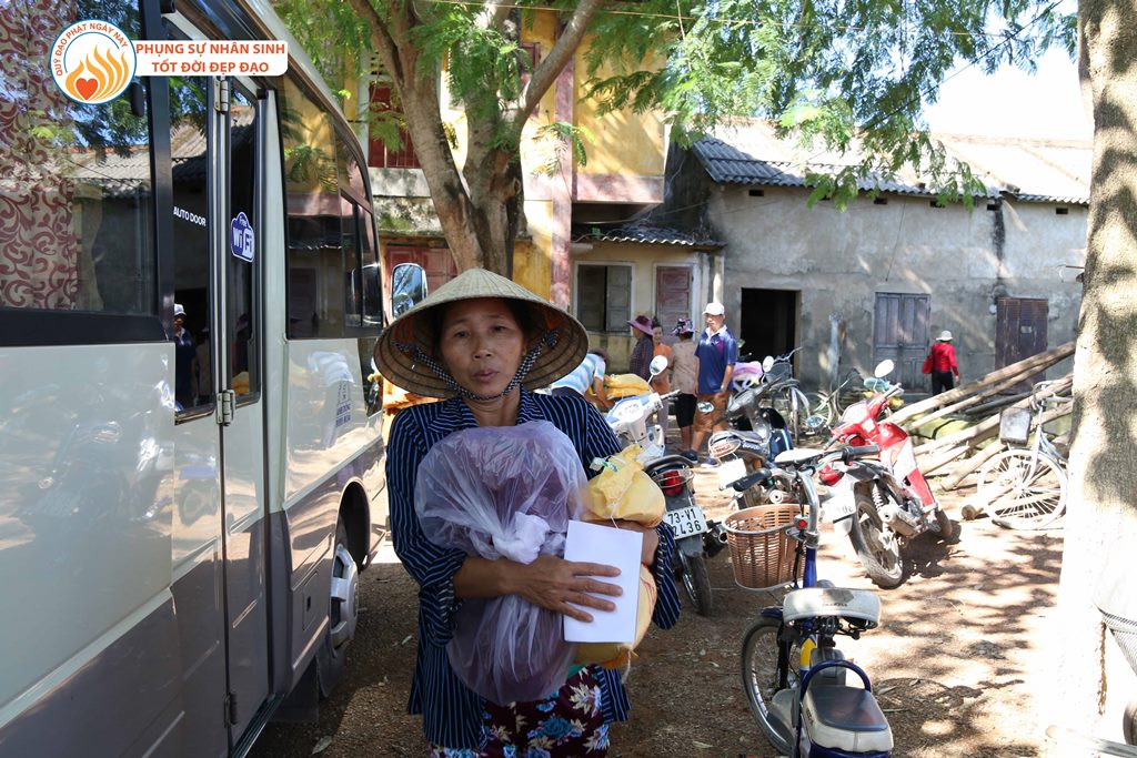 Quỹ Đạo Phật Ngày Nay – Tổng Kết Chương Trình Cứu Trợ Đồng Bào Lũ Lụt Tại Quảng Bình &amp; Hà Tĩnh Đợt 1 - Tháng 10/2016 (C88-1)