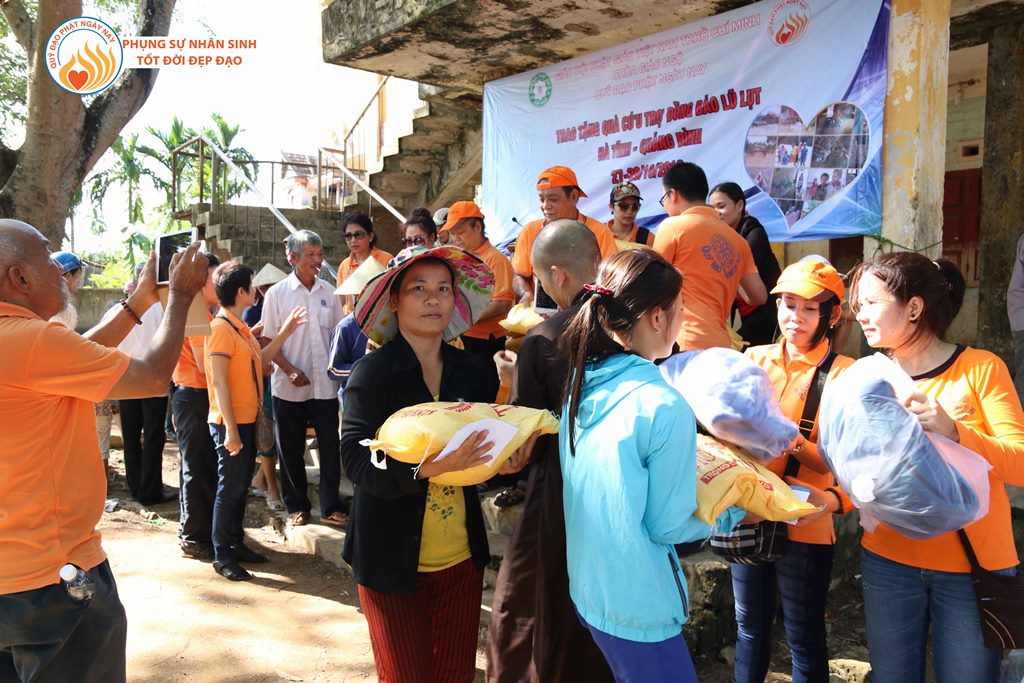 Quỹ Đạo Phật Ngày Nay – Tổng Kết Chương Trình Cứu Trợ Đồng Bào Lũ Lụt Tại Quảng Bình &amp; Hà Tĩnh Đợt 1 - Tháng 10/2016 (C88-1)