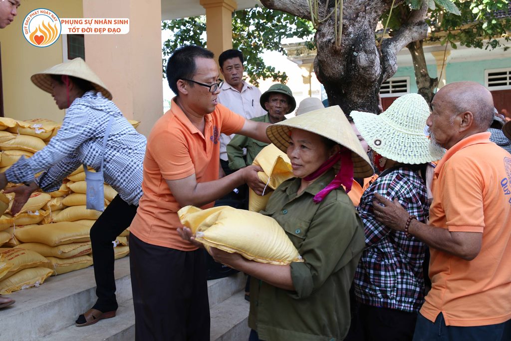 Quỹ Đạo Phật Ngày Nay – Tổng Kết Chương Trình Cứu Trợ Đồng Bào Lũ Lụt Tại Quảng Bình &amp; Hà Tĩnh Đợt 1 - Tháng 10/2016 (C88-1)