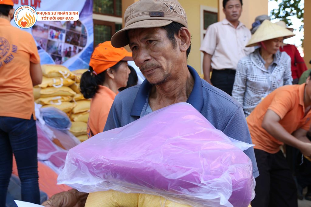 Quỹ Đạo Phật Ngày Nay – Tổng Kết Chương Trình Cứu Trợ Đồng Bào Lũ Lụt Tại Quảng Bình &amp; Hà Tĩnh Đợt 1 - Tháng 10/2016 (C88-1)