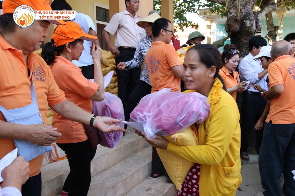 Quỹ Đạo Phật Ngày Nay – Tổng Kết Chương Trình Cứu Trợ Đồng Bào Lũ Lụt Tại Quảng Bình &amp; Hà Tĩnh Đợt 1 - Tháng 10/2016 (C88-1)