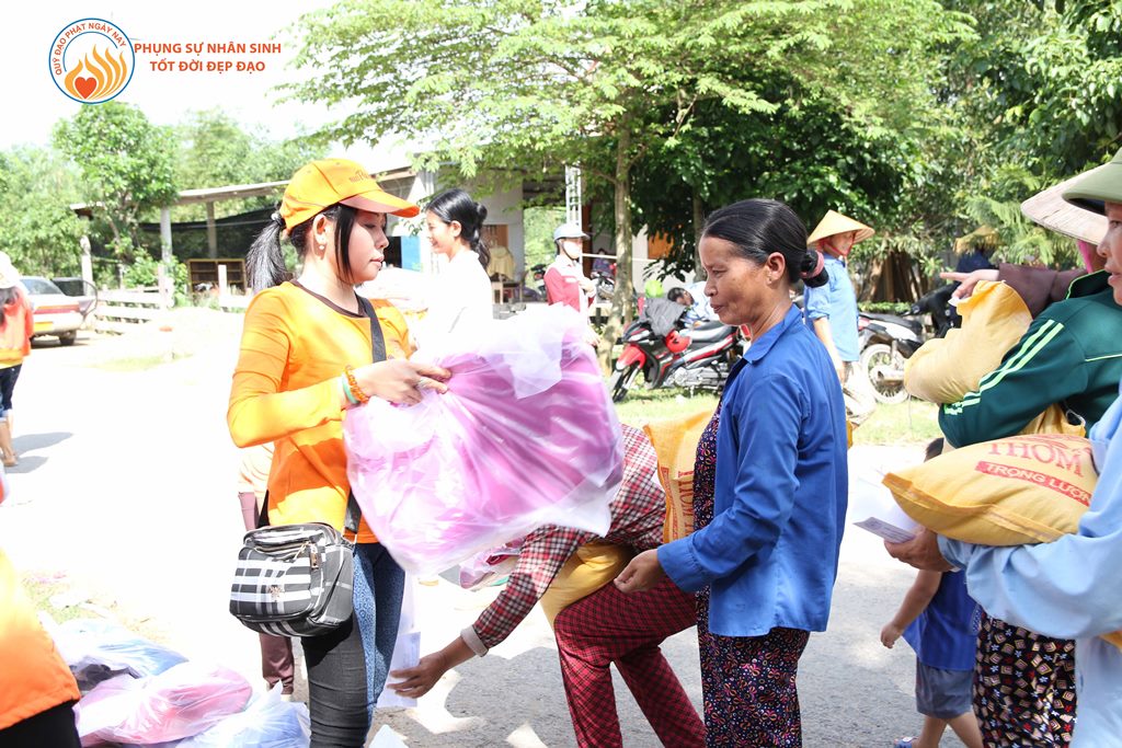 Quỹ Đạo Phật Ngày Nay – Tổng Kết Chương Trình Cứu Trợ Đồng Bào Lũ Lụt Tại Quảng Bình &amp; Hà Tĩnh Đợt 1 - Tháng 10/2016 (C88-1)