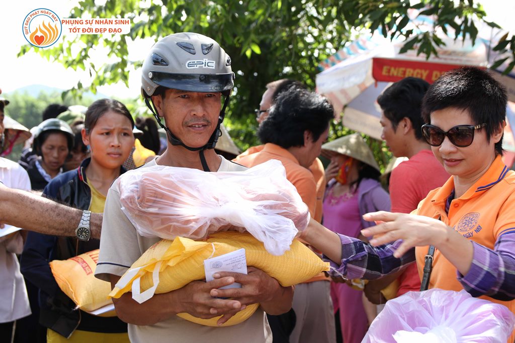 Quỹ Đạo Phật Ngày Nay – Tổng Kết Chương Trình Cứu Trợ Đồng Bào Lũ Lụt Tại Quảng Bình &amp; Hà Tĩnh Đợt 1 - Tháng 10/2016 (C88-1)