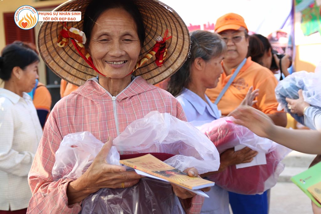 Quỹ Đạo Phật Ngày Nay – Tổng Kết Chương Trình Cứu Trợ Đồng Bào Lũ Lụt Tại Quảng Bình &amp; Hà Tĩnh Đợt 1 - Tháng 10/2016 (C88-1)