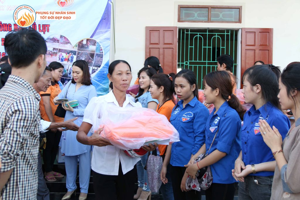 Quỹ Đạo Phật Ngày Nay – Tổng Kết Chương Trình Cứu Trợ Đồng Bào Lũ Lụt Tại Quảng Bình &amp; Hà Tĩnh Đợt 1 - Tháng 10/2016 (C88-1)