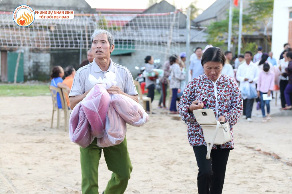 Quỹ Đạo Phật Ngày Nay – Tổng Kết Chương Trình Cứu Trợ Đồng Bào Lũ Lụt Tại Quảng Bình &amp; Hà Tĩnh Đợt 1 - Tháng 10/2016 (C88-1)