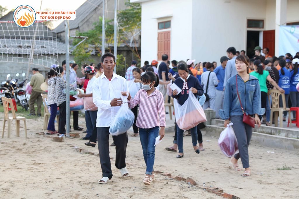 Quỹ Đạo Phật Ngày Nay – Tổng Kết Chương Trình Cứu Trợ Đồng Bào Lũ Lụt Tại Quảng Bình &amp; Hà Tĩnh Đợt 1 - Tháng 10/2016 (C88-1)