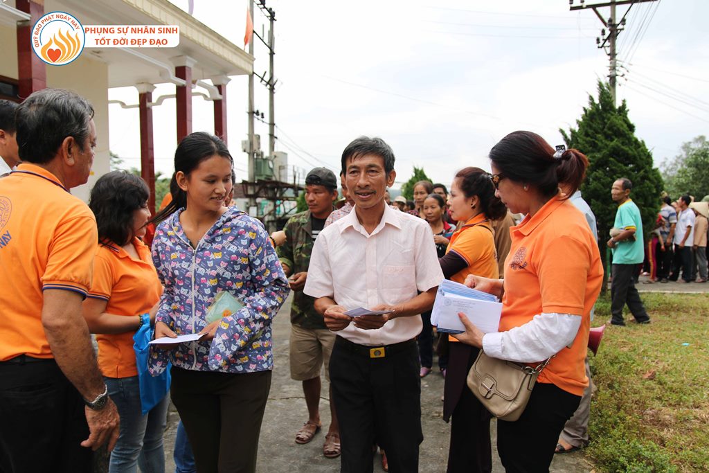 Quỹ Đạo Phật Ngày Nay – Tổng Kết Chương Trình Cứu Trợ Đồng Bào Lũ Lụt Tại Quảng Bình &amp; Hà Tĩnh Đợt 1 - Tháng 10/2016 (C88-1)